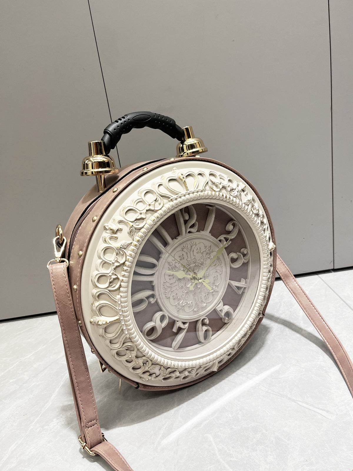 Women’s Vintage Clock Design Shoulder Bag