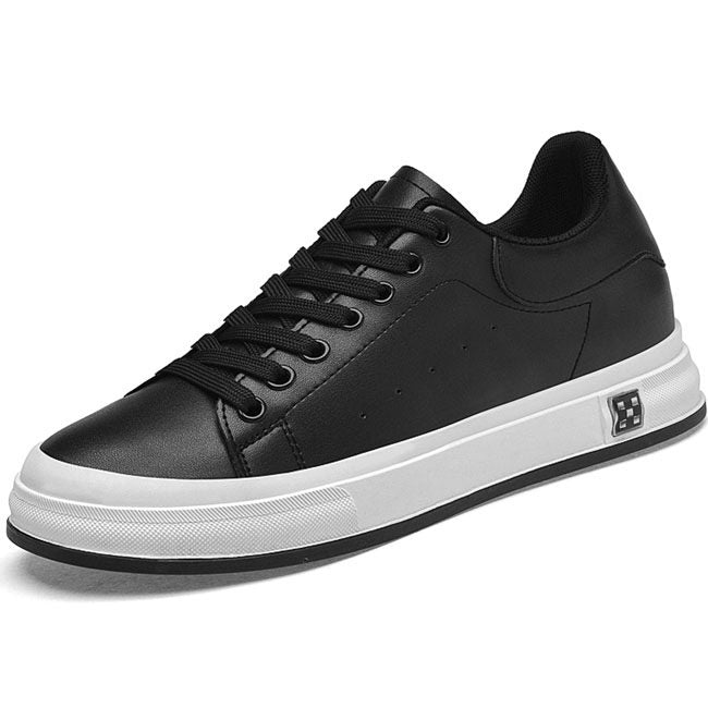Low-Top Laced sneakers