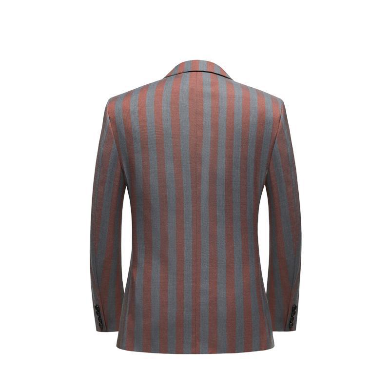 Double-Breasted Peak lapel suit