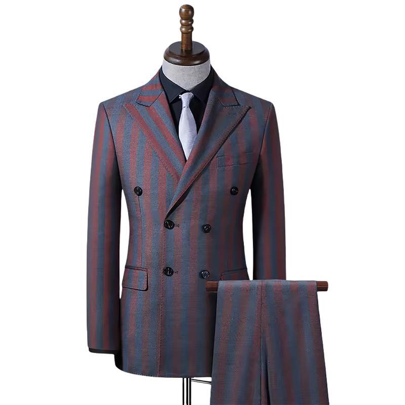 Double-Breasted Peak lapel suit